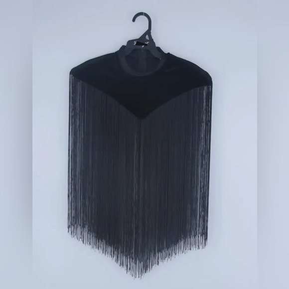 Tassel Trim Mock Neck Crop Shawl Cloak - Picture 4 of 6